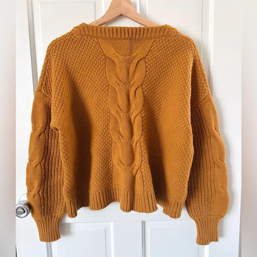 J. CREW Oversized Boxy Cable Knit Crewneck Sweater Harvest Gold Size S